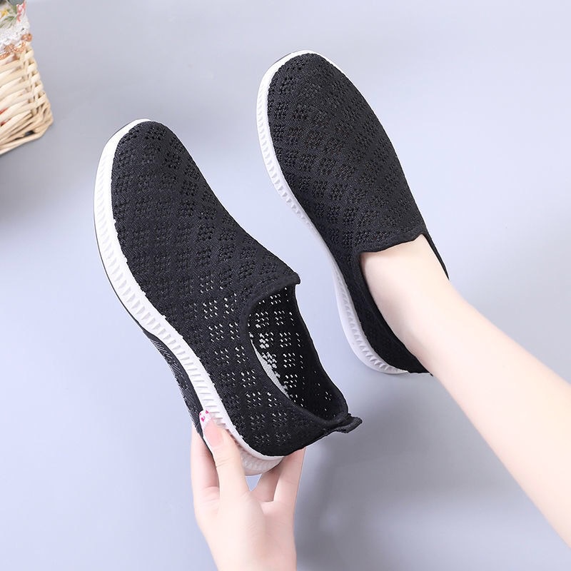 Fshow ถูกที่สุด รองเท้าลำลองแบบสวม รองเท้าผ้าใบแฟชั่น สไตล์มินิมอล แต่งลายเรียบง่าย ระบายอากาศได้ ไม่ร้อน เหมาะกับสา