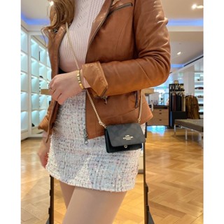 COACH MINI WALLET ON A CHAIN ⚜️ กระเป๋าครอสบอดี้ ขนาดจิ๋ว สายโซ่สามารถถอดออกได้