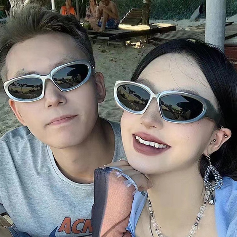 แว่นตากันแดด เลนส์กระจก สไตล์ฮิปฮอป สตรีท หรูหรา เข้ากับทุกการแต่งกาย เหมาะกับการเล่นกีฬา แฟชั่นสําหรับผู้ชาย และผู้หญิง 2022