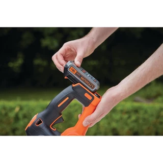 Black+Decker รุ่น GTC18502PCF-B1 เครื่องตัดแต่งพุ่มไม้แบบไร้สาย 18โวลต์ (ครบชุด) พร้อมแบตเตอรี่