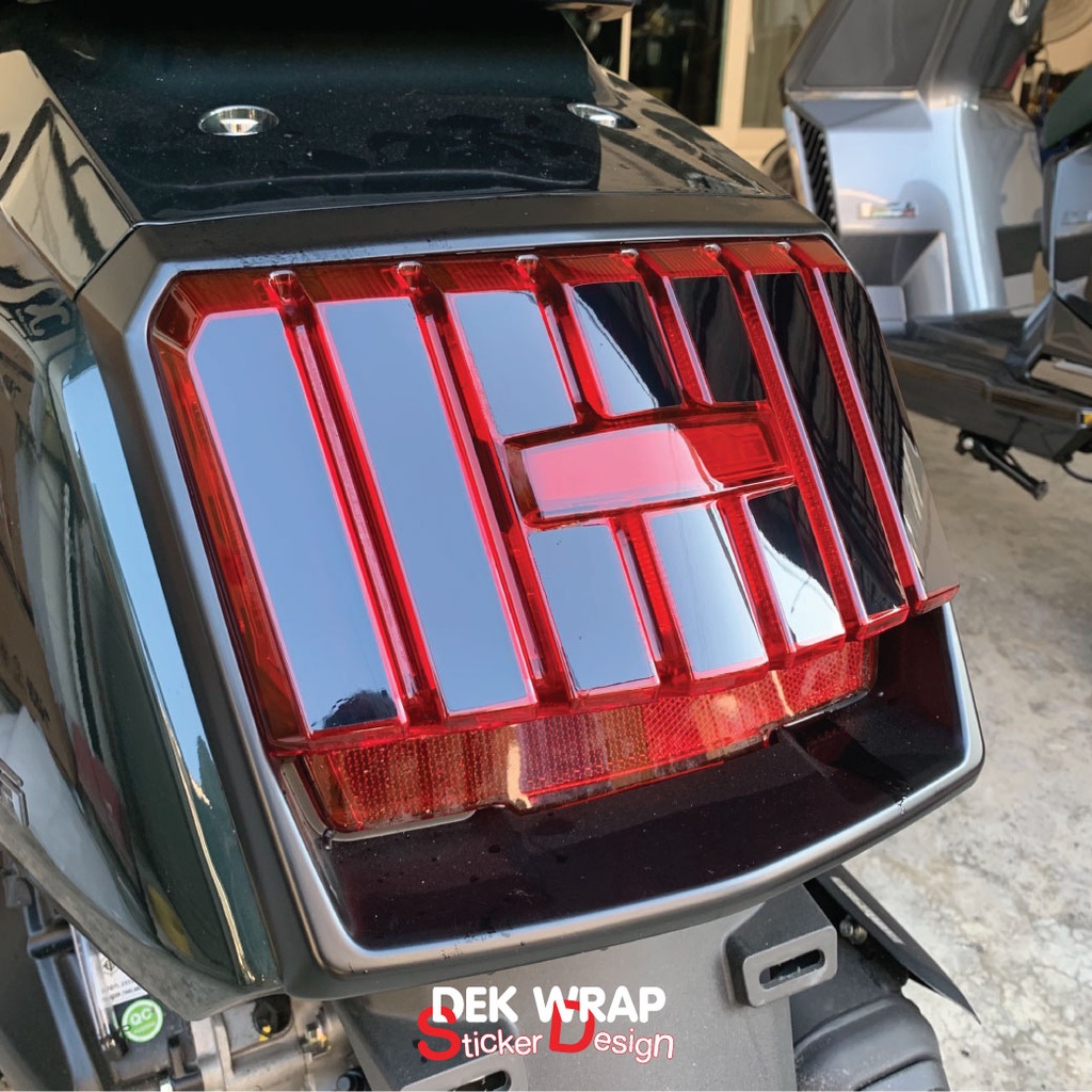 NEW!! ฟิล์มกันรอยไฟท้าย Lambretta X300 X200

<p>“><center></p>
<h4></h4>
<p><p><font color=