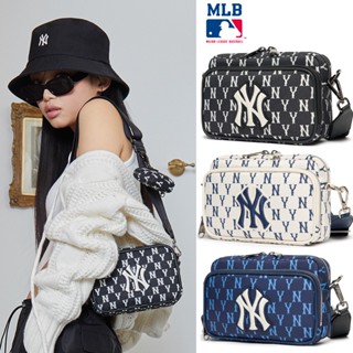 กระเป๋ากล้อง MLB NY MONOGRAM UNISEX BACKPACK กระเป๋าสะพายพาดลำตัว New York Yankees 2023กระเป๋าเป้ใหม่ กระเป๋าชายและหญิง