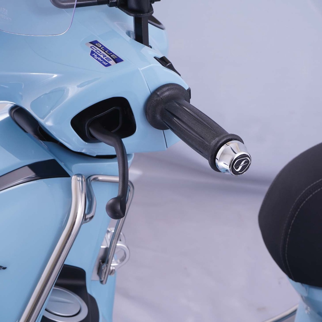 ชุดจุกปลายแฮนด์ ดำ/ไทเทเนี่ยม โครเมี่ยม/ดำ ใส่กับรุ่น GRND FILANO HYBRID CONNECTED ปี2023-2025