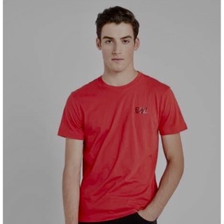 EA7 Emporio Armani Active Mens Train Core Stretch Crew Neck T-Shirt เสื้อยืด คอกลม แขนสั้น เอ็มโพริโอ อาร์มานี่ สีแดง