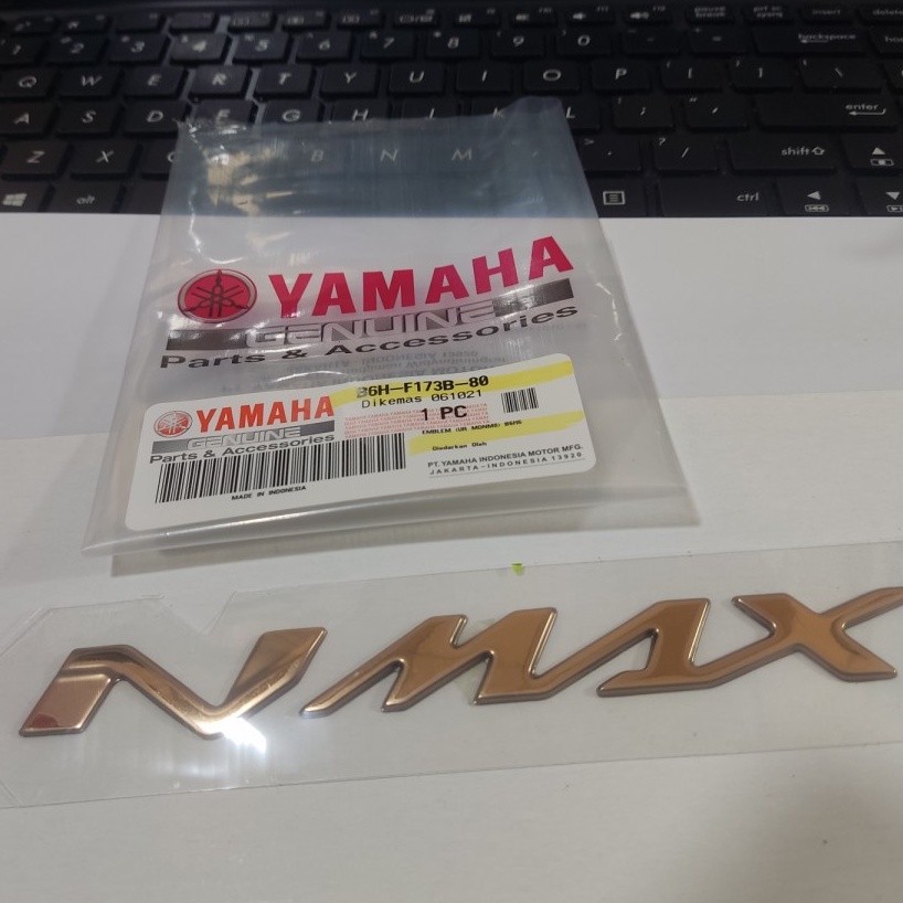 สัญลักษณ์โลโก้สัญลักษณ์ 3D GOLD Yamaha NMax 155 เชื่อมต่อ B6H-F173B-80