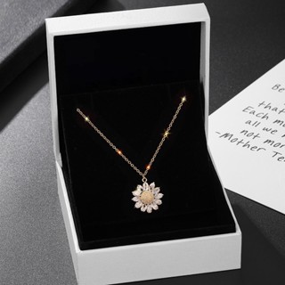 เครื่องประดับ สร้อยคอทอง 18K จี้ดอกเดซี่ ดอกทานตะวัน ประดับเพชร เพทาย แฟชั่นสําหรับผู้หญิง