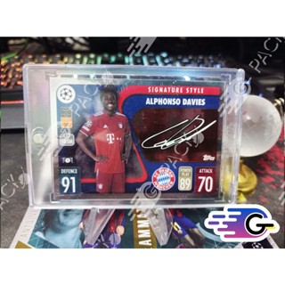 การ์ดนักฟุตบอล Topps Match Attax 2021/22 alphonso davies Signature Style ลายเซ็นปริ้น