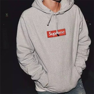 Supreme ของแท้ 100% เสื้อกันหนาว มีฮู้ด ปักลายโลโก้ ทรงหลวม สไตล์สตรีท คลาสสิก สําหรับผู้ชาย