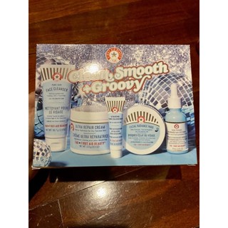 ส่งฟรีค่ะ First Aid Beauty Clean,Smooth,Groovy Set