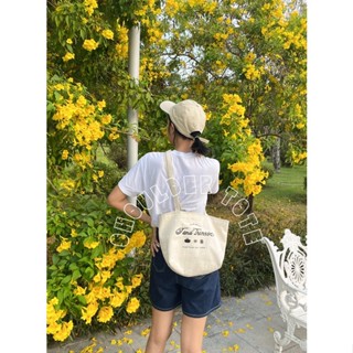 T&amp;THINGS : SHOULDER TOTE 💭 กระเป๋าผ้าแคนวาสสกรีนลายแบบสะพายไหล่หรือคาดตัวได้