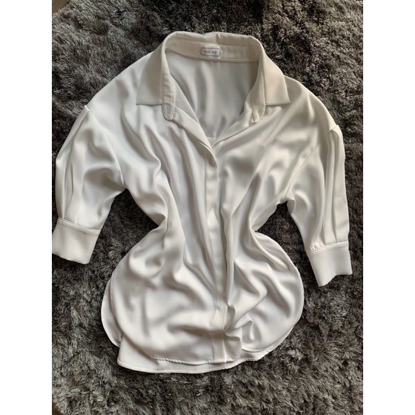 เสื้อเชิ้ต สีขาว แบรนด์ NICHP ของแท้ มือสองไม่เคยใส่