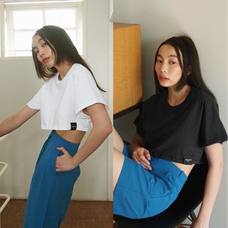 maison KEEPS Midnight Cropped Basic Tee เสื้อครอปคอกลมรุ่น Midnight