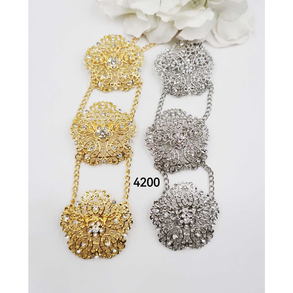 (KB888) KOREAN STONE KEBAYA CHAIN