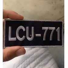 อาร์มผ้า LCU-771 แบบติดตีนตุ๊กแก แบบปักสวยงาม