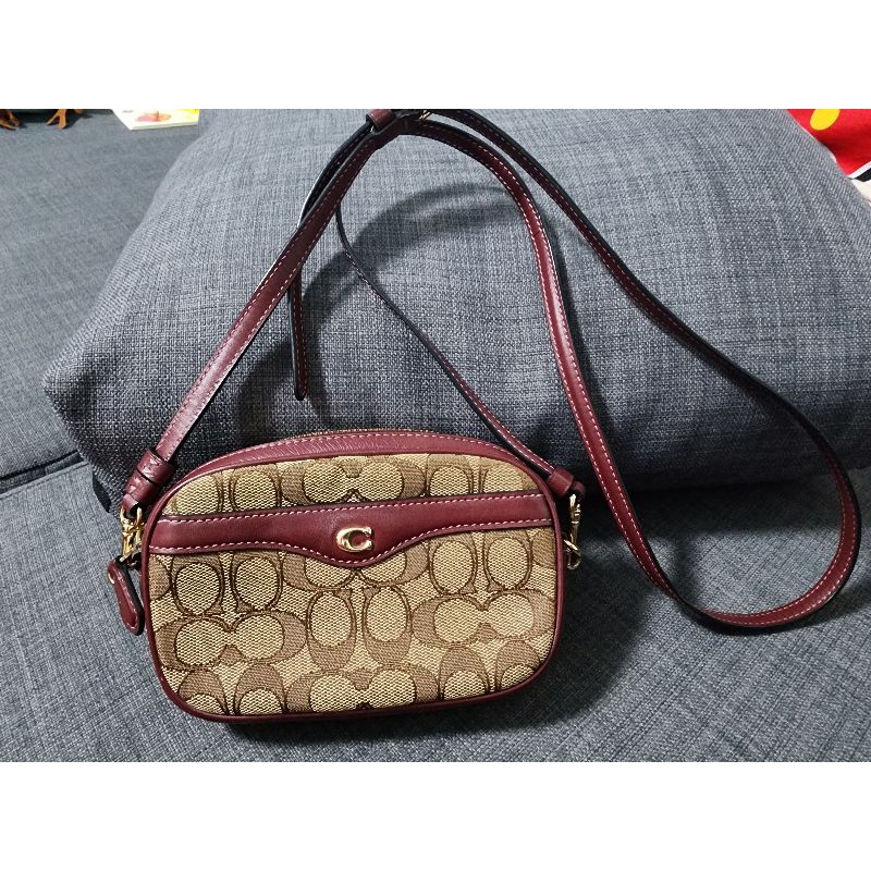 Coach F38687 (มือสอง)