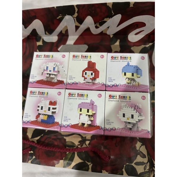 Set Hello mini kitty ตัวต่อจาก LOZ diamond block