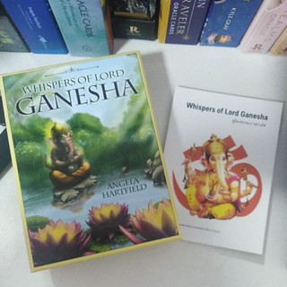 Whispers of lord Ganesha คู่มือไพ่แปลไทย ไพ่พระพิฆเนศ เหมาะต่อการอ่านไพ่ในเรื่องทั่วไป ความเป็นศิริมงคล ความอุดมสมบูรณ์