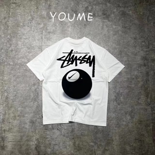 Nike X Stussy เสื้อยืดแขนสั้น พิมพ์ลายตัวอักษร Billiard ของแท้ 100% สําหรับผู้ชาย DO9323-100