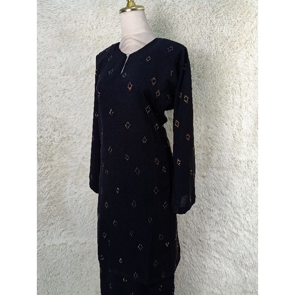 Baju Kurung Pesak Riau สีดําสีดํา Katip นูน GoldLine Songket รูปแบบ XS -XXXL
