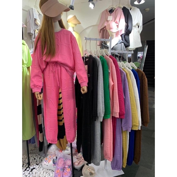 AvaShop9Clothes - เซ็ทเสื้อแขนยาวทออักษรลายนูน ผ้าดี้ดี