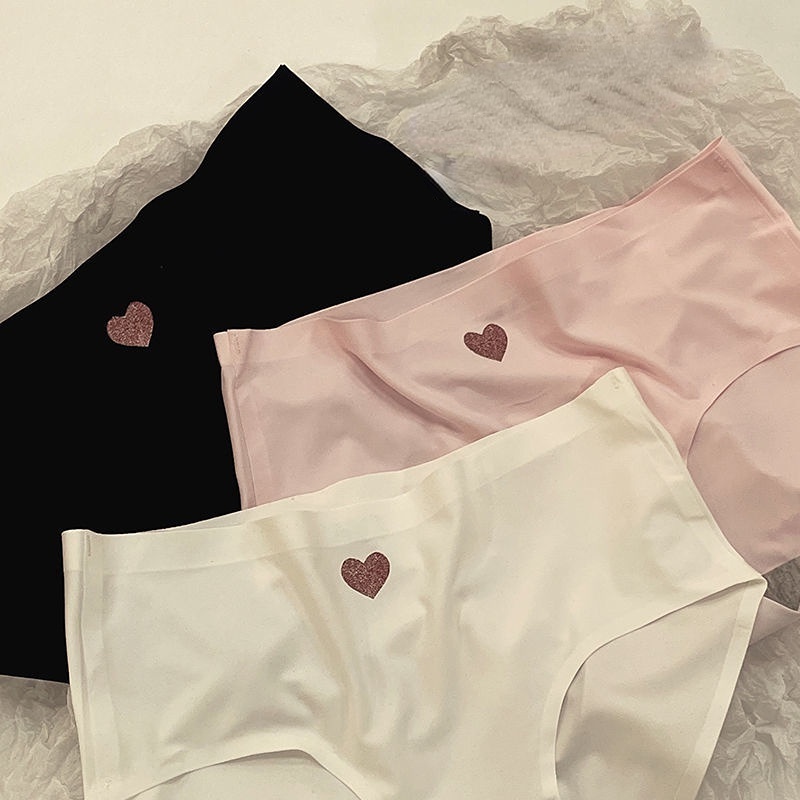 Panties 63 บาท กางเกงชั้นใน ผ้าเรยอน แบบบาง ไร้รอยต่อ เอวกลาง ป้องกันแบคทีเรีย สุดเซ็กซี่ ยกสะโพก สําหรับผู้หญิง Women Clothes