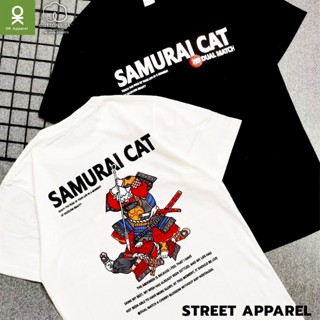 เสื้อยืด สกรีนลาย SAMURAI CAT -​ Street apparel  เสื้อคอกลม / เสื้อคู่ ผ้านำเข้าUSA🇺🇸 เจ้าเดียวที่นี่!!