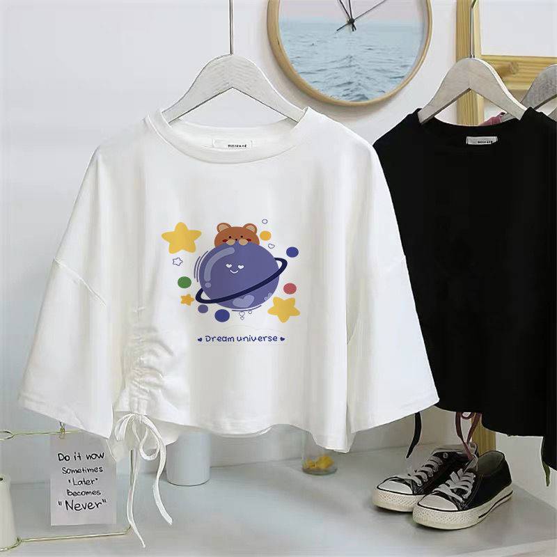 FF.shop- เสื้อยืดแขนสั้น 15ลาย ครอปแขนสั้นคอกลม ทรงหลวม เเต่งเชือกรูดข้างๆเก๋ แขนสามส่วน #A32 - รูปที่ 4