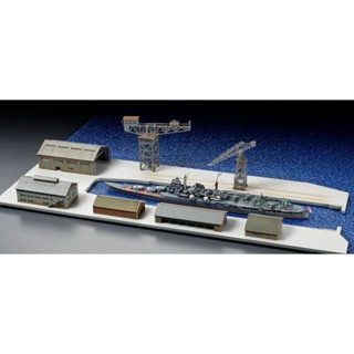 [ชุดโมเดลสเกลประกอบเอง] TAMIYA 25416 1/700 Japanese Aircraft Carrying Cruiser Mogami Naval Port Scenery Set โมเดลทามิ...