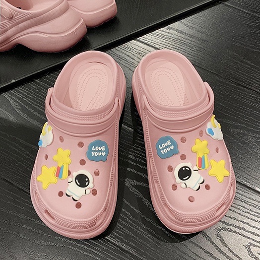 GFShop รองเท้าแตะ 🤩  รองเท้าหัวโตน่ารักสำหรับผู้หญิง⛅️ รุ่นใหม่นำเทรนด์ลายอวกาศมีให้ครบเซ็ต แมทซ์ลุคใหม่ รองเท้านิ่มใส่ส