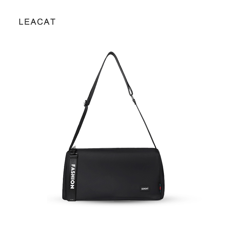 Leacat กระเป๋ายิมออกกำลังกายแบบสะพายข้างผู้ชาย