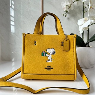 Coach X Peanuts Dempsey Tote 22 With Snoopy Present Motif