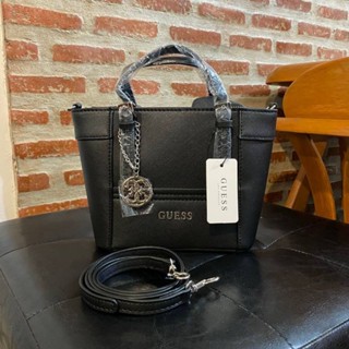 GUESS MINI Crossbody And Handbag กระเป๋าถือหรือสะพายขนาดมินิ สีดำหนังซาเฟียโน่