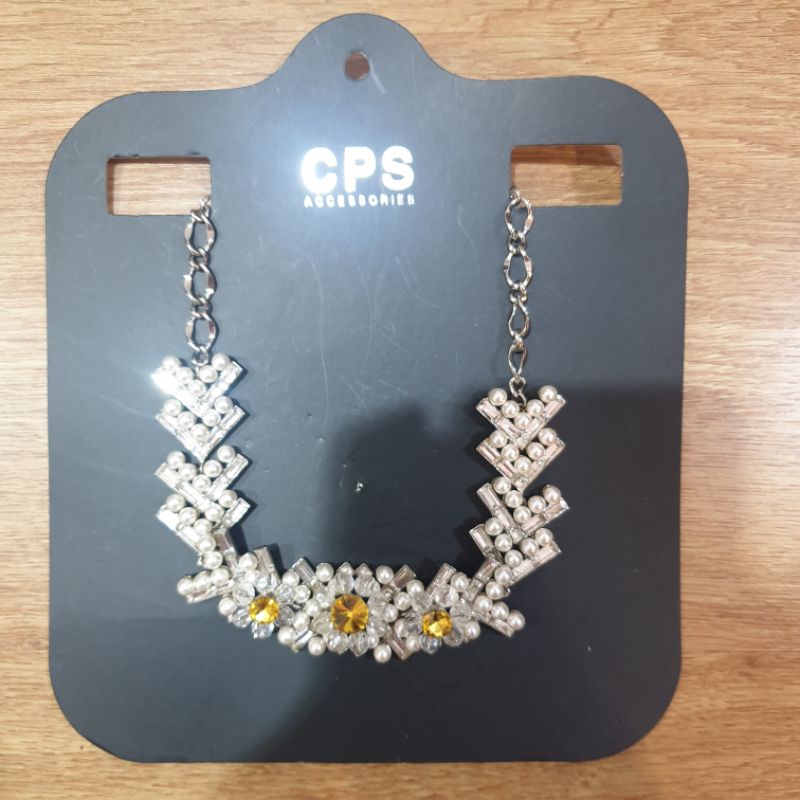 สร้อยคอสั้น cps ลายดอกไม้