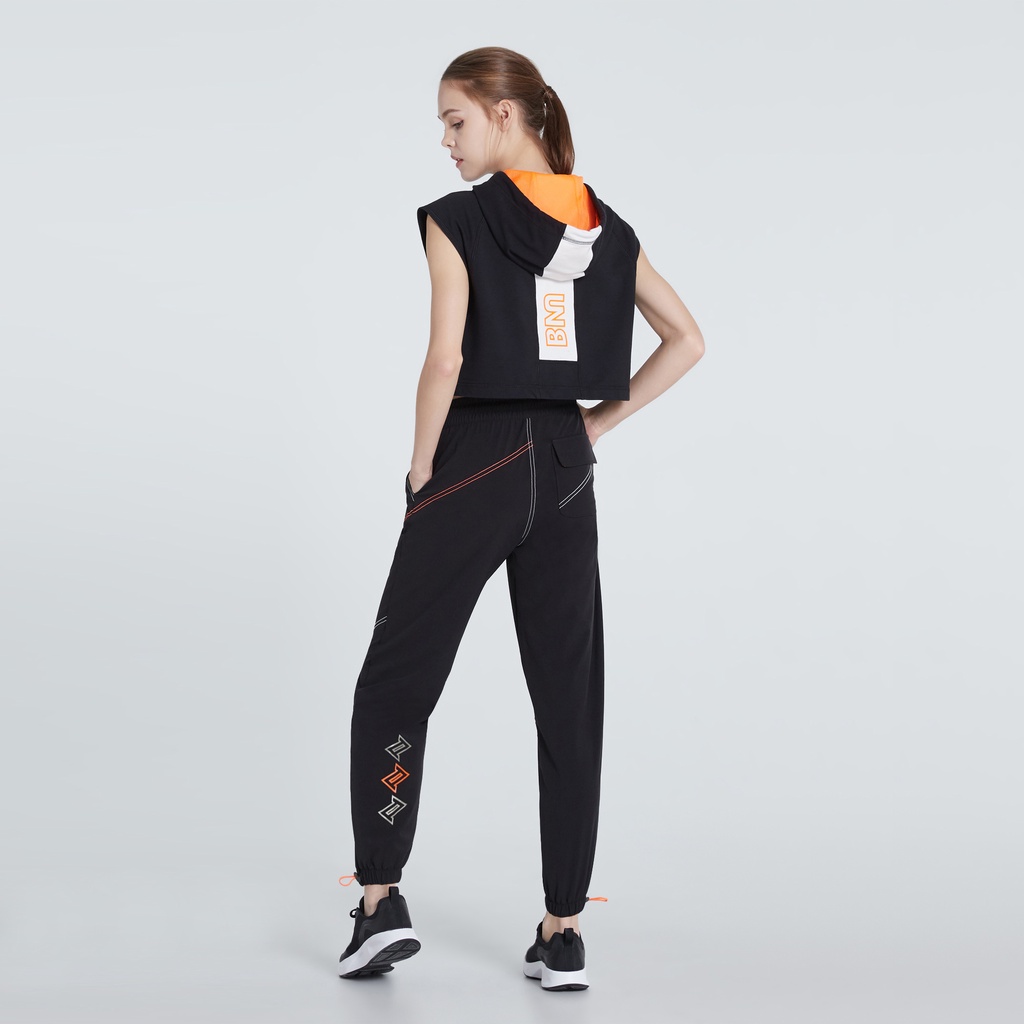 UNBOUND PIT LANE I CROPPED HOODIE เสื้อครอปมีฮู้ดผู้หญิง — صورة 7