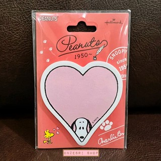 Snoopy x Hallmark Sticky Memo ลายหัวใจสีชมพู เป็นกระดาษโน้ตมีกาว แบบโพสท์อิท ขนาด 5.4 x 6.2 ซม. มี 30 แผ่น