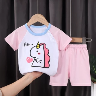 ชุดเซ็ทเด็กชาย-เด็กหญิง ดีไซน์การ์ตูนลายทาง ชุดเซ็ทเด็ก 2 ชิ้น เสื้อแขนสั้นคอกลมพร้อมกางเกงขาสั้น ผ้านุ่มใส่สบายมาก
