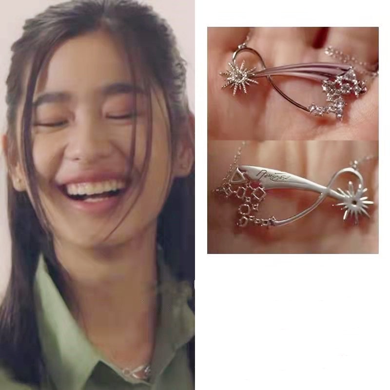 ไทยรุ่นดาวตกสวนสไตล์เดียวกันสร้อยคอหญิง Fir Cedar Hollow Star จี้ Clavicle Chain สร้อยคอเงิน Chaodao