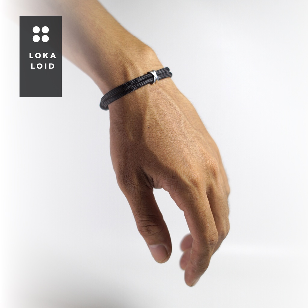 สร้อยข้อมือ Paracord พรีเมี่ยม 550 4 มม.Simple Knot X ลูกปัดโลหะเงิน spacer ผู้ชายผู้หญิง Unisex คู่ Elegant โดย LOKAD