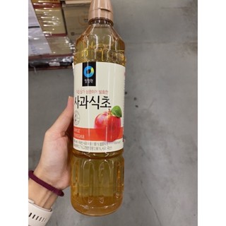 Apple Vinegar ( Chung Jung One Brand ) 900 Ml. น้ำส้มสายชูหมัก จากแอปเปิ้ล ตรา ซองจองวอน ( แอปเปิ้ล ไวเนการ์ )