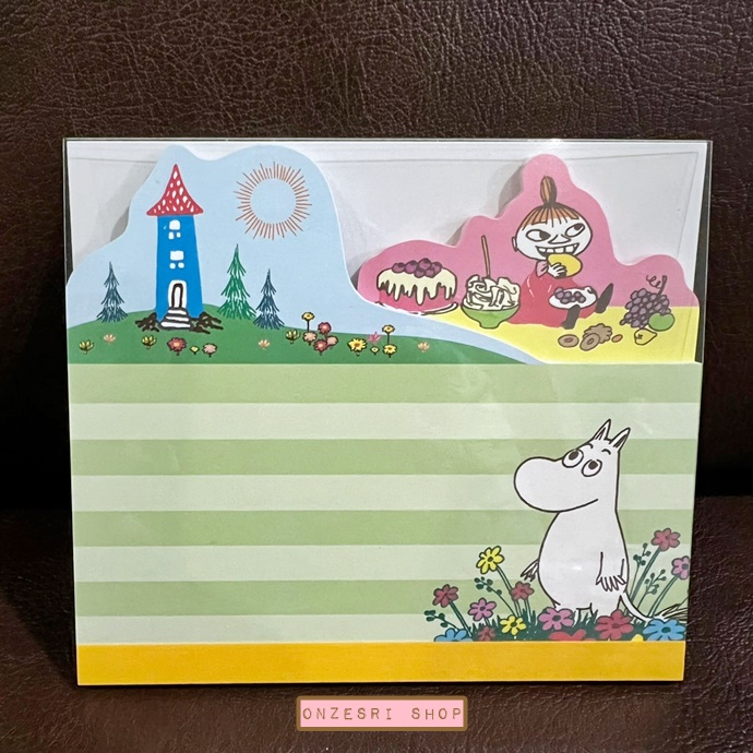 สมุดฉีก Moomin Memo ลาย Moomin House ขนาด 10.5 x 12 ซม. มี 2 ลาย รวม 60 แผ่น