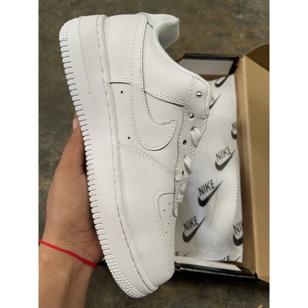 รองเท้าผ้าใบสีขาวล้วน-สีดำล้วน-พร้อมส่งคะ-Af1