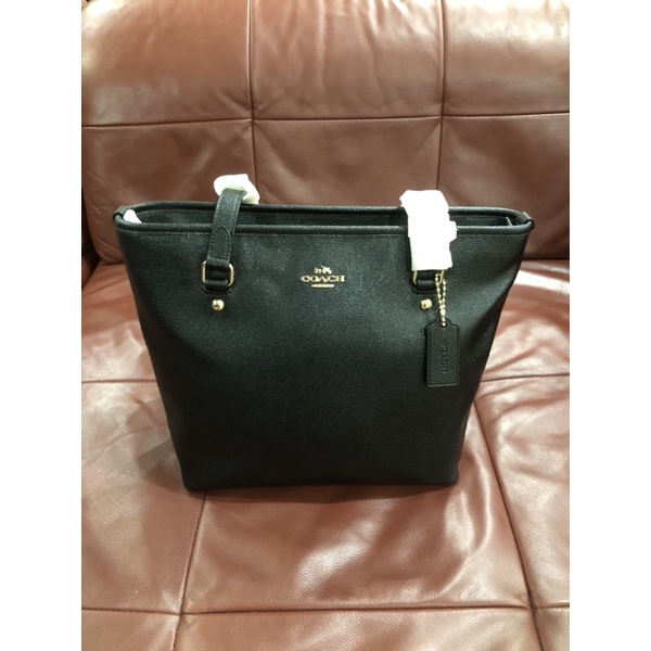 กระเป๋าสะพาย Coach zip top tote / leather หนังสีดำอะไหล่ทอง