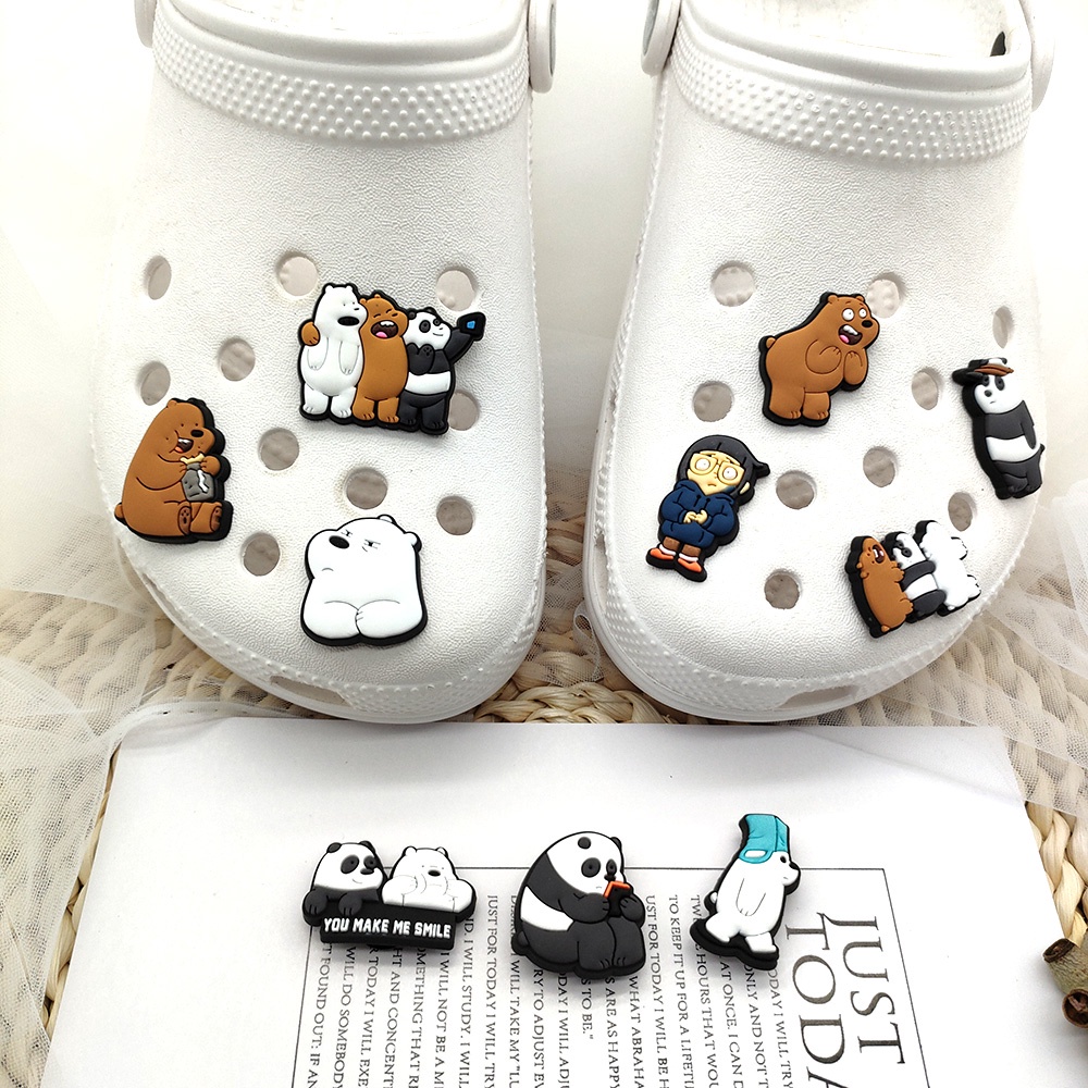 Cartoonbare Bears Series Crocs Jibbitz Charm Polar Bear Jibits Crocks Panda Jibbits หมีสีน้ําตาล Jibitz อะนิเมะสําหรับเด็กรองเท้าอุปกรณ์เสริม