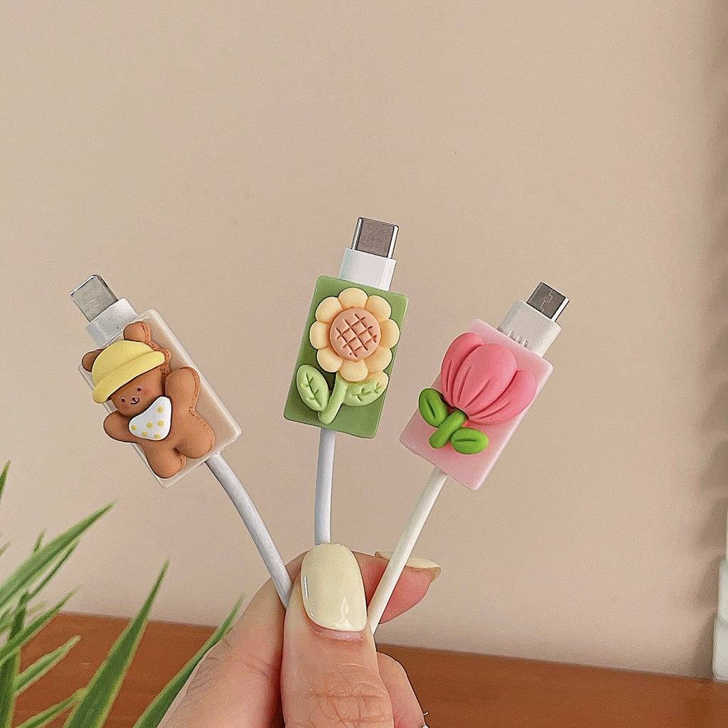เคส TPU นิ่ม ป้องกันสายชาร์จ USB ลายการ์ตูนกระต่าย หมี รูปที่ 4
