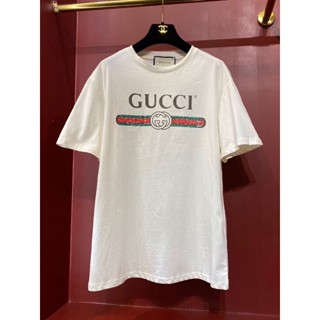 เสื้อgucciส่งฟรีมีของแถม