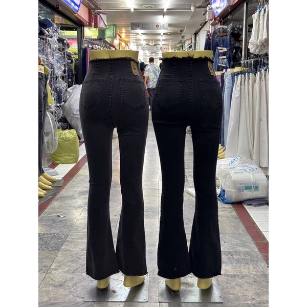 รหัส C41 กางเกงยีนส์ขาม้าผ้ายืดขอบลุ่ย มี2สี สีสโนว์ดำ สีดำ (ดำ)   S M L XL ครบไซร์มาใหม่ NEW