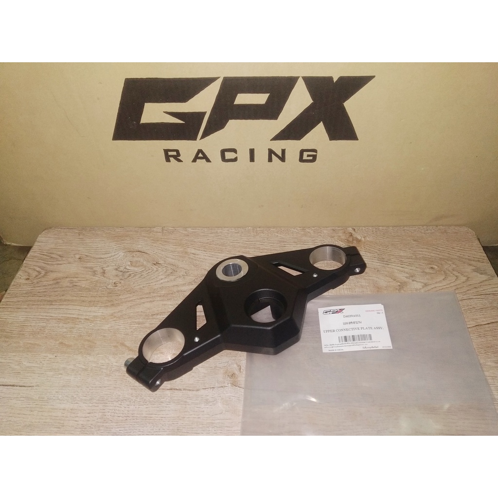 แผงคอบน GPX Demon 150 GR สินค้าใหม่ ของแท้ศูนย์ครับ