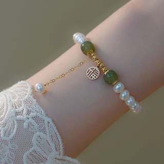 4 ชิ้น / เซต สร้อยข้อมือ อินสไตล์ สร้อยมุก วินเทจ เรียบง่าย สร้อยข้อมือสตริง แฟชั่น หรูหรา ข้อมือ สําหรับผู้หญิง เครื่องประดับ ของขวัญ