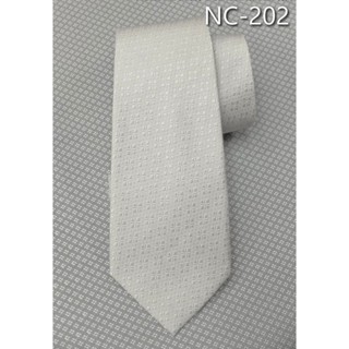 เน็คไทล์ผ้าไหมยกดอก สีขาว รหัส NC-202