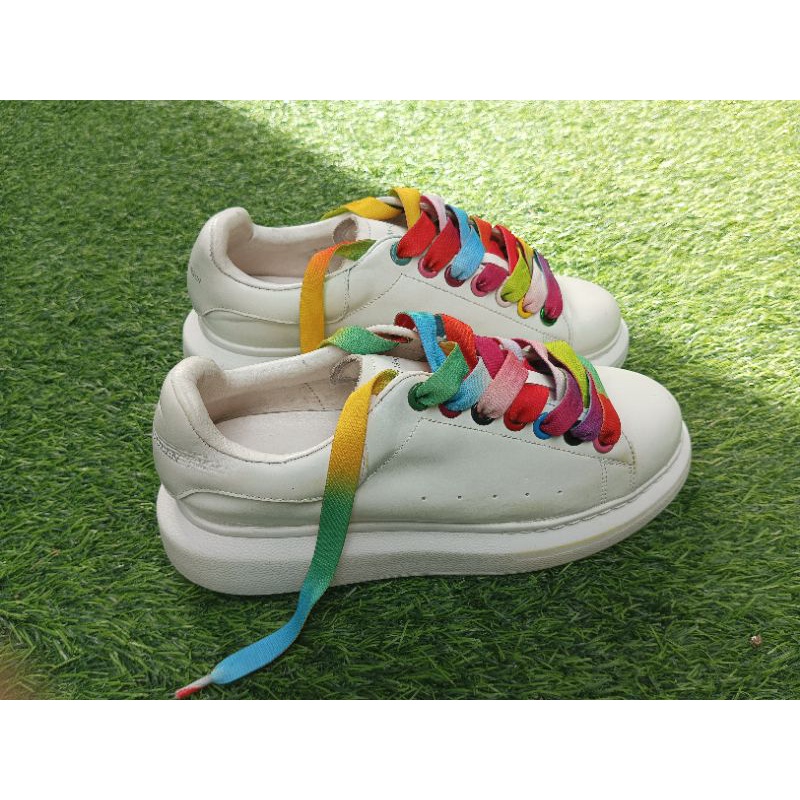 รองเท้า alexander mcqueen